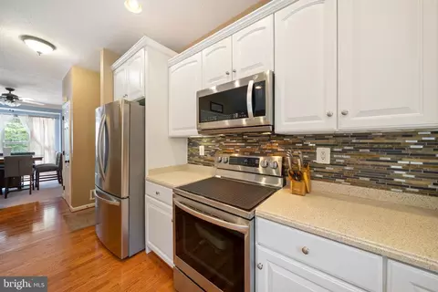 18747 Vernon Ct, Drayden, MD 20630 photo 13