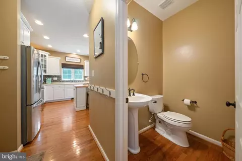 18747 Vernon Ct, Drayden, MD 20630 photo 15