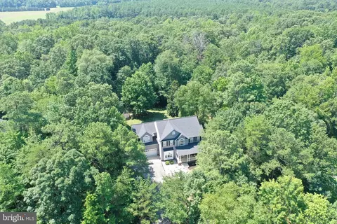 18747 Vernon Ct, Drayden, MD 20630 photo 2
