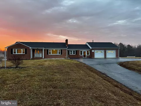 23230 Colton Point Rd, Avenue, MD 20609