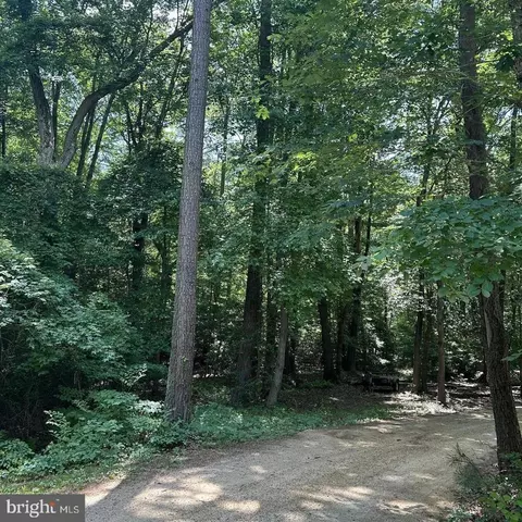 Flat Iron, Valley Lee, MD 20692