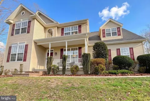 42785 Remington Ct, Hollywood, MD 20636