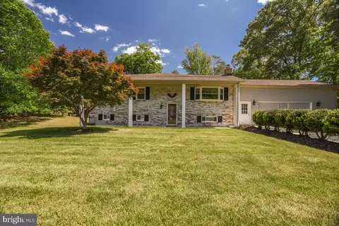 28760 Hancock Dr, Mechanicsville, MD 20659