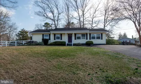 44125 Louisdale Rd, California, MD 20619