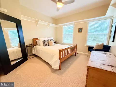 Bedroom - 16363 Ball Point Rd, Piney Point, MD 20674 photo 2 of 5