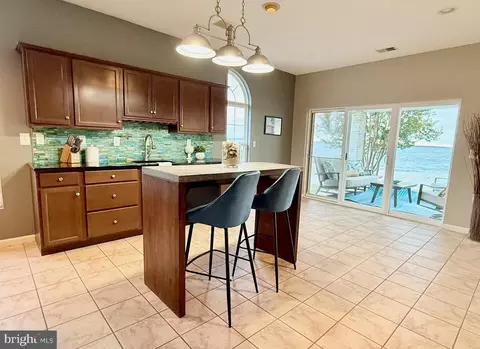 Kitchen - 16363 Ball Point Rd, Piney Point, MD 20674 photo 6 of 8
