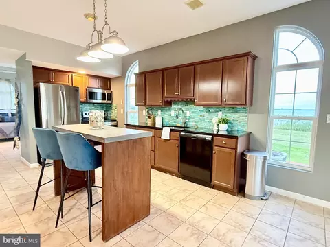 Kitchen - 16363 Ball Point Rd, Piney Point, MD 20674 photo 7 of 8