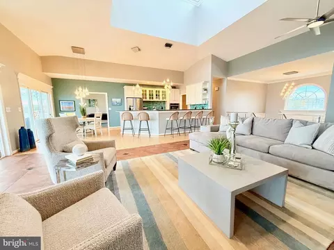Living - 16363 Ball Point Rd, Piney Point, MD 20674 photo 3 of 8