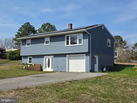 39256 Birch Manor Dr, Mechanicsville, MD 20659
