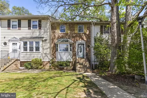 22424 Greenview Ct, Great Mills, MD 20634