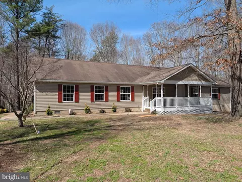 25965 Timothy Ct, Mechanicsville, MD 20659