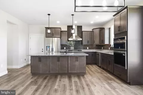 Kitchen - 49845 Saint Jeromes Pl, Dameron, MD 20628 photo 5 of 9