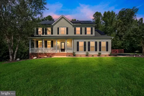 25633 Scenic View St, Mechanicsville, MD 20659