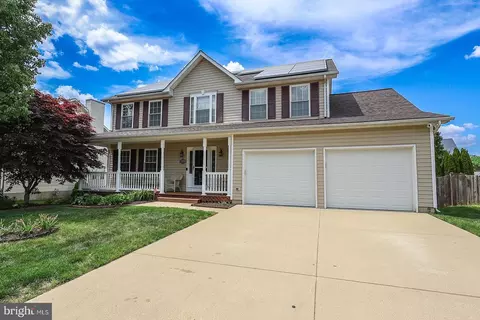 22151 Goldenrod Dr, Great Mills, MD 20634