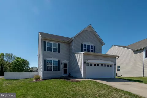 45621 Taras Ct, Great Mills, MD 20634
