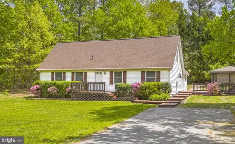 20166 Manor Dr, Park Hall, MD 20667