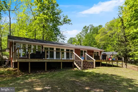 43671 Sunny Ridge Ln, Hollywood, MD 20636