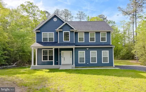 22030 Victorian Dr, California, MD 20619