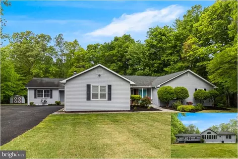 37287 E Lakeland Dr, Mechanicsville, MD 20659