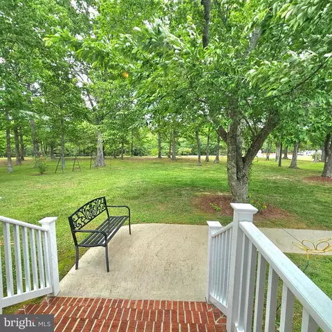 Exterior - 20098 Piney Point Rd, Callaway, MD 20620 photo 3 of 12