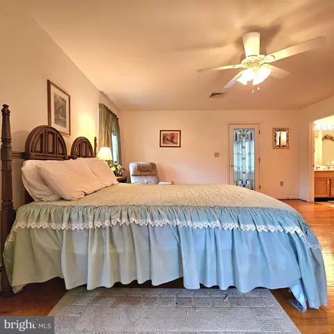 Bedroom - 20098 Piney Point Rd, Callaway, MD 20620 photo 6 of 6