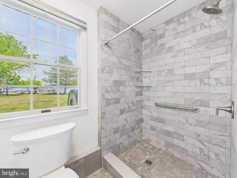 Bath - 16104 Piney Point Rd, Piney Point, MD 20674 photo 1 of 6
