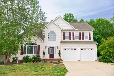 20850 Middlegate Dr, Lexington Park, MD 20653