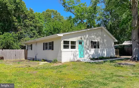 22381 Cedar St, Leonardtown, MD 20650