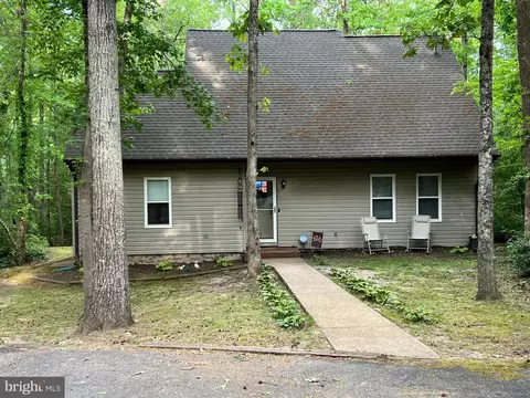 23340 Holly Hill Ln, California, MD 20619