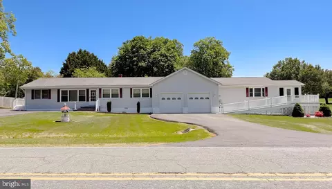 43075 Joy Ln, Hollywood, MD 20636