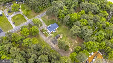 38330 Hatchet Thicket Rd, Avenue, MD 20609
