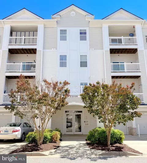 23520 F D R Blvd #202, California, MD 20619