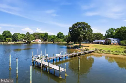 20535 Golden Thompson Rd, Avenue, MD 20609
