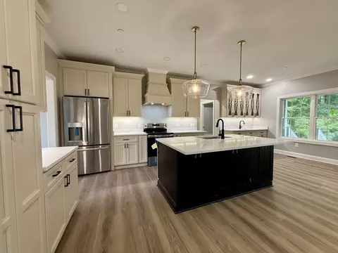 Kitchen - 17480 Lighthouse Commons Dr, Piney Point, MD 20674 photo 2 of 7