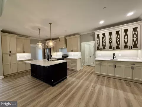 Kitchen - 17480 Lighthouse Commons Dr, Piney Point, MD 20674 photo 3 of 7