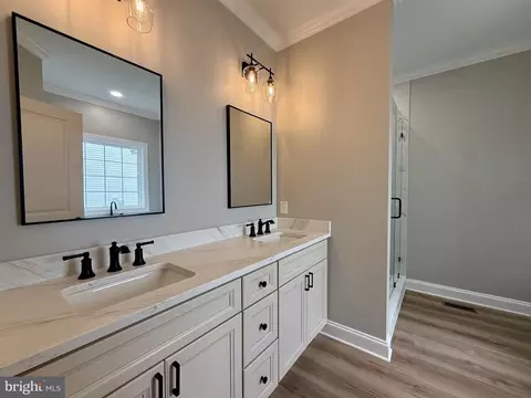 Bath - 17480 Lighthouse Commons Dr, Piney Point, MD 20674 photo 1 of 4