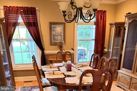 Dining - 18050 Ellyn Ct, Dameron, MD 20628 photo 1 of 2