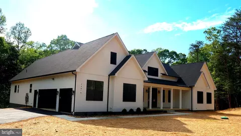 24876 Peaceful View Way, Hollywood, MD 20636