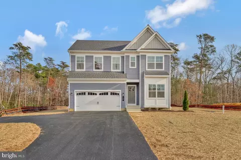 22218 Norris Woods St, Great Mills, MD 20634
