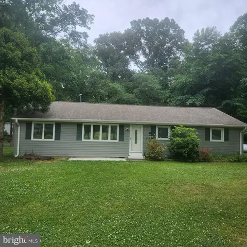 45385 Baringer Dr, California, MD 20619