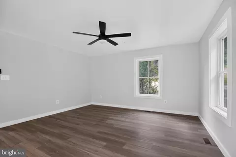 Entry Way - 23690 Maddox Rd, Chaptico, MD 20621 photo 16 of 17