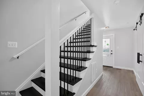 Entry Way - 23690 Maddox Rd, Chaptico, MD 20621 photo 11 of 17