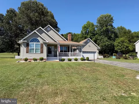 35566 Golf Course Dr, Mechanicsville, MD 20659