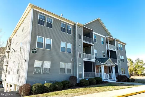 45482 Westmeath Way #H 12, Great Mills, MD 20634