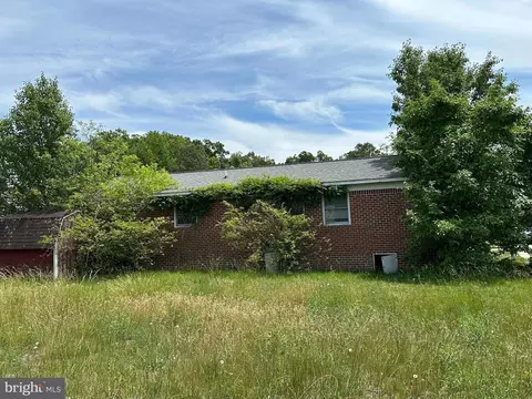 45754 Oliver Ct, Great Mills, MD 20634