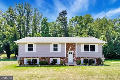 30075 Huntt Rd, Mechanicsville, MD 20659