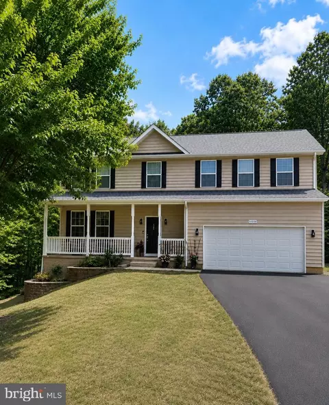 26185 T Wood Dr, Mechanicsville, MD 20659