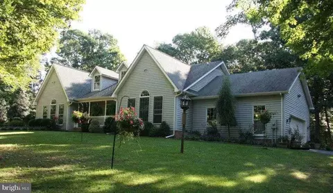 19068 Mallard Creek Ct, Valley Lee, MD 20692