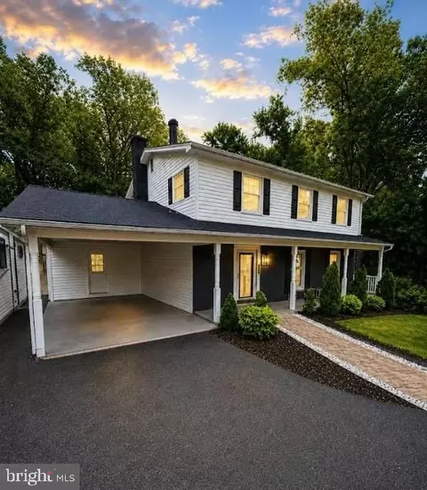 30020 Tomahawk Ct, Mechanicsville, MD 20659