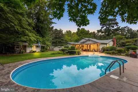 23545 Town Creek Dr, Lexington Park, MD 20653
